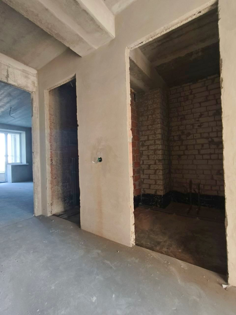 Простора 2 кімнатна квартира площею 83 м² у сучасному зданому будинку в районі Епіцентру. (SP). Фото - 12