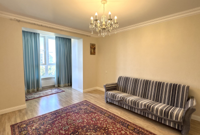 Продаж однокімнатної квартири з ремонтом в центрі міста / пр-т Перемоги, 119а
