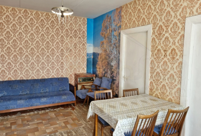 4 кімнатна квартира 64м2 по пр. Лук'яненка в районі Ниви