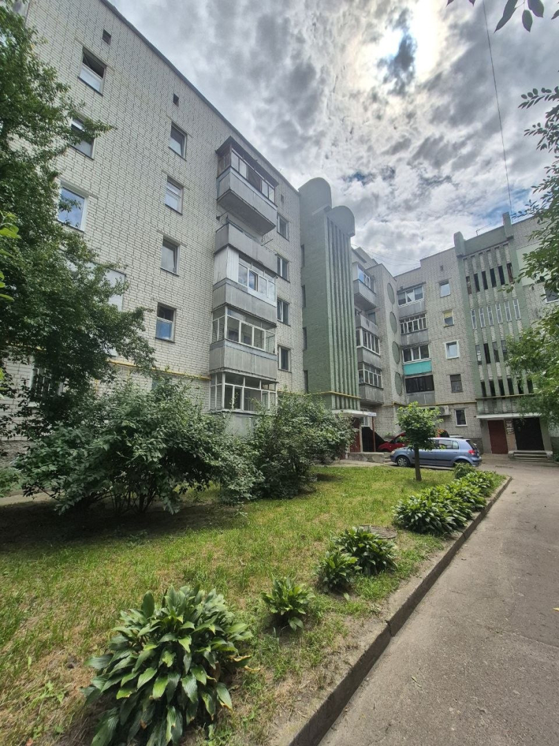 Чудова 3-кімнатна квартира в самому Центрі Чернігова. Фото - 2