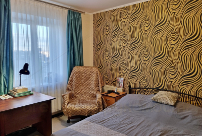 4 кімнатна квартира 5/9, 85м2 з ремонтом та меблями вулиця Коваленко