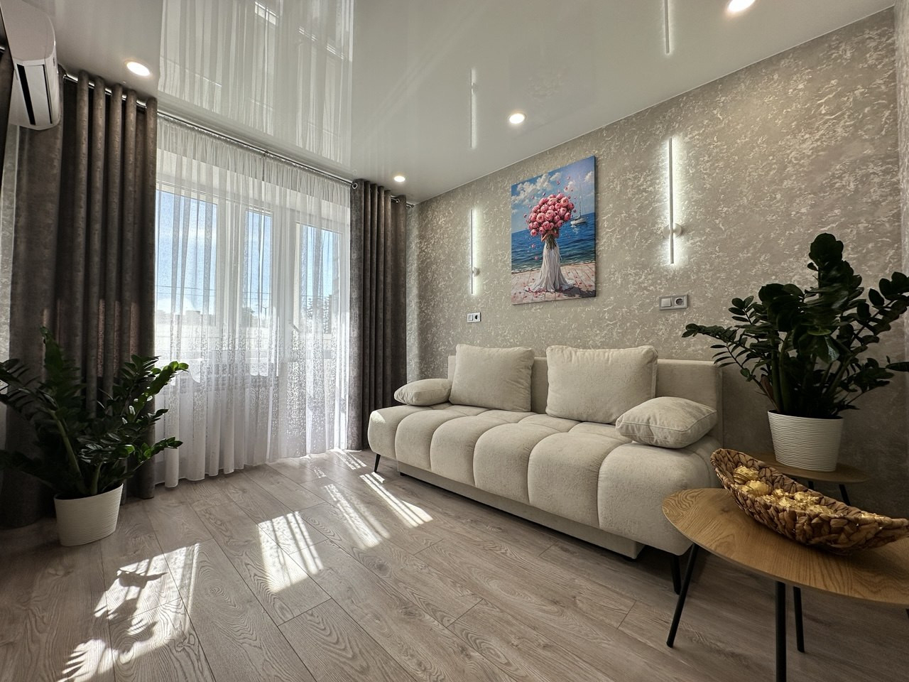 2 кімнатна квартира 45м2 з новим ремонтом та меблями. Фото 1