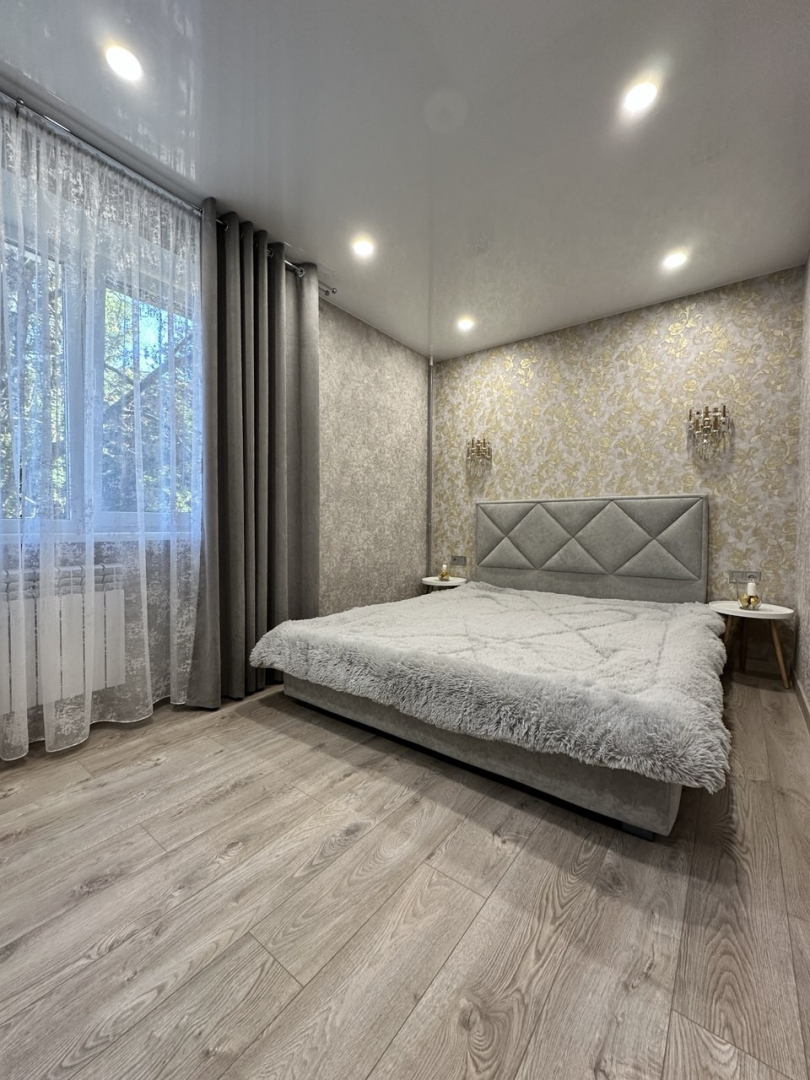 2 кімнатна квартира 45м2 з новим ремонтом та меблями. Фото - 2