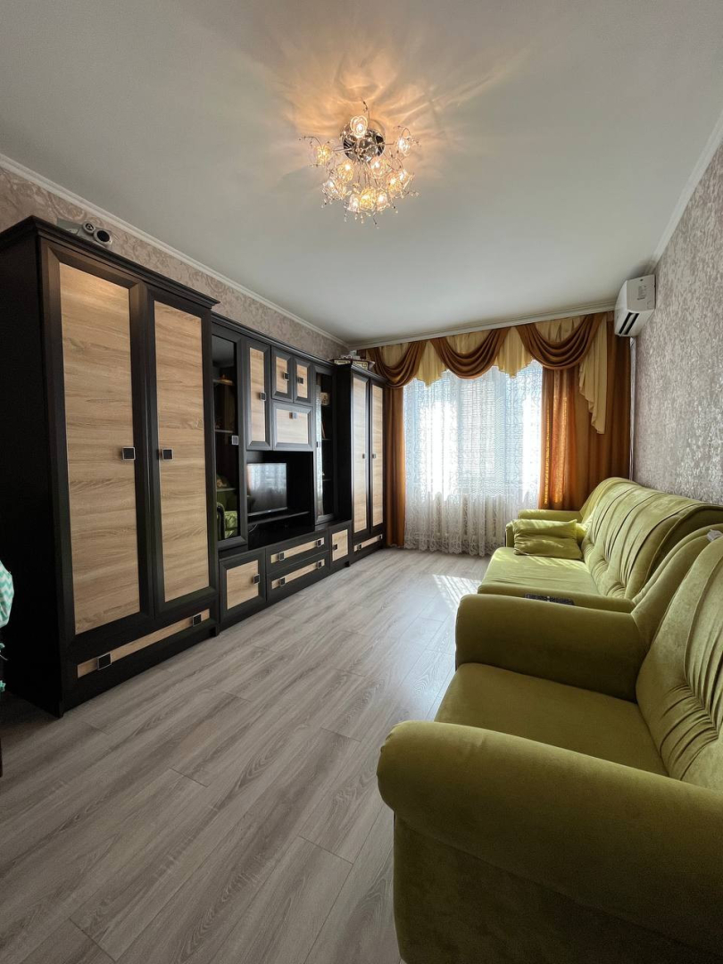 Продаж 1-к Чернігів, вул. Героїв Чорнобиля. Фото 1