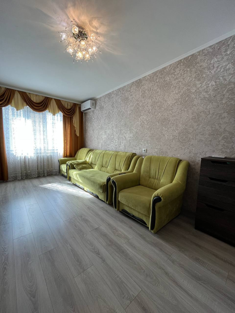 Продаж 1-к Чернігів, вул. Героїв Чорнобиля. Фото - 1