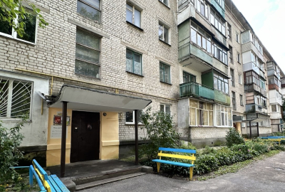 3 кімнатна квартири 51м2, цегляний будинок,2-й поверх,держ програми