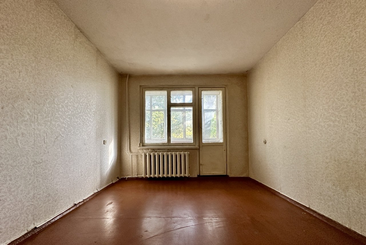 Двокімнатна квартира 45м2,житловий стан,2-й поверх,р-н 12 школа. Фото - 6