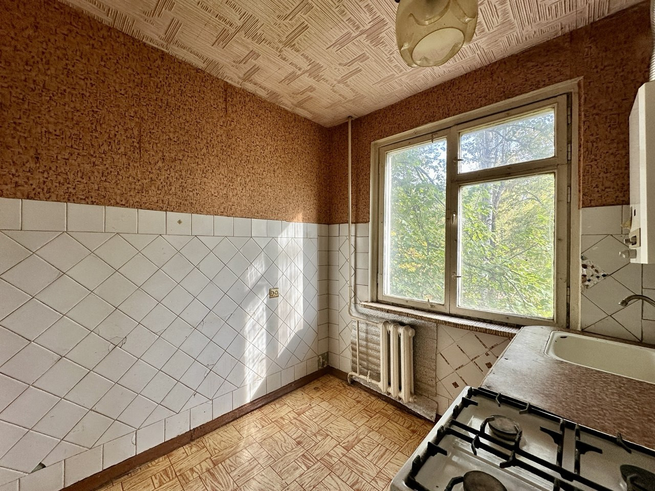 Двокімнатна квартира 45м2,житловий стан,2-й поверх,р-н 12 школа. Фото - 3