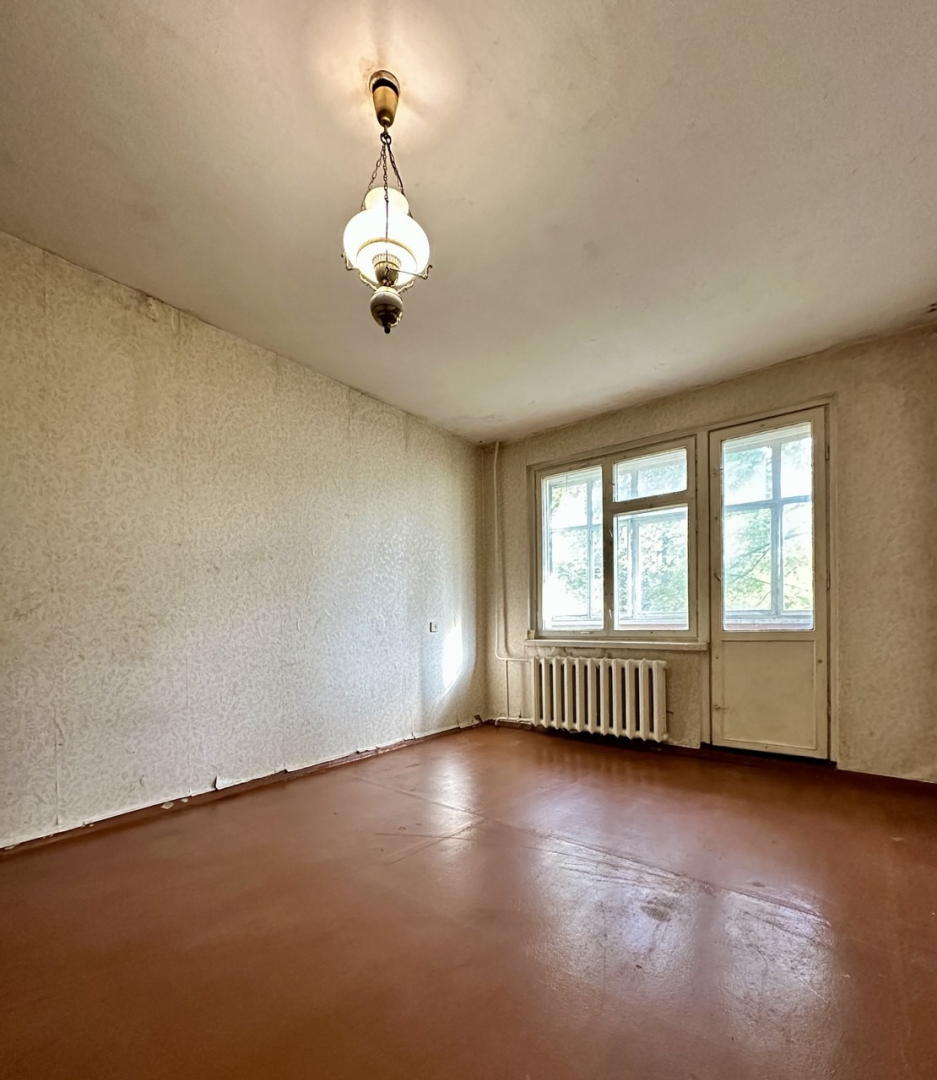 Двокімнатна квартира 45м2,житловий стан,2-й поверх,р-н 12 школа. Фото - 4