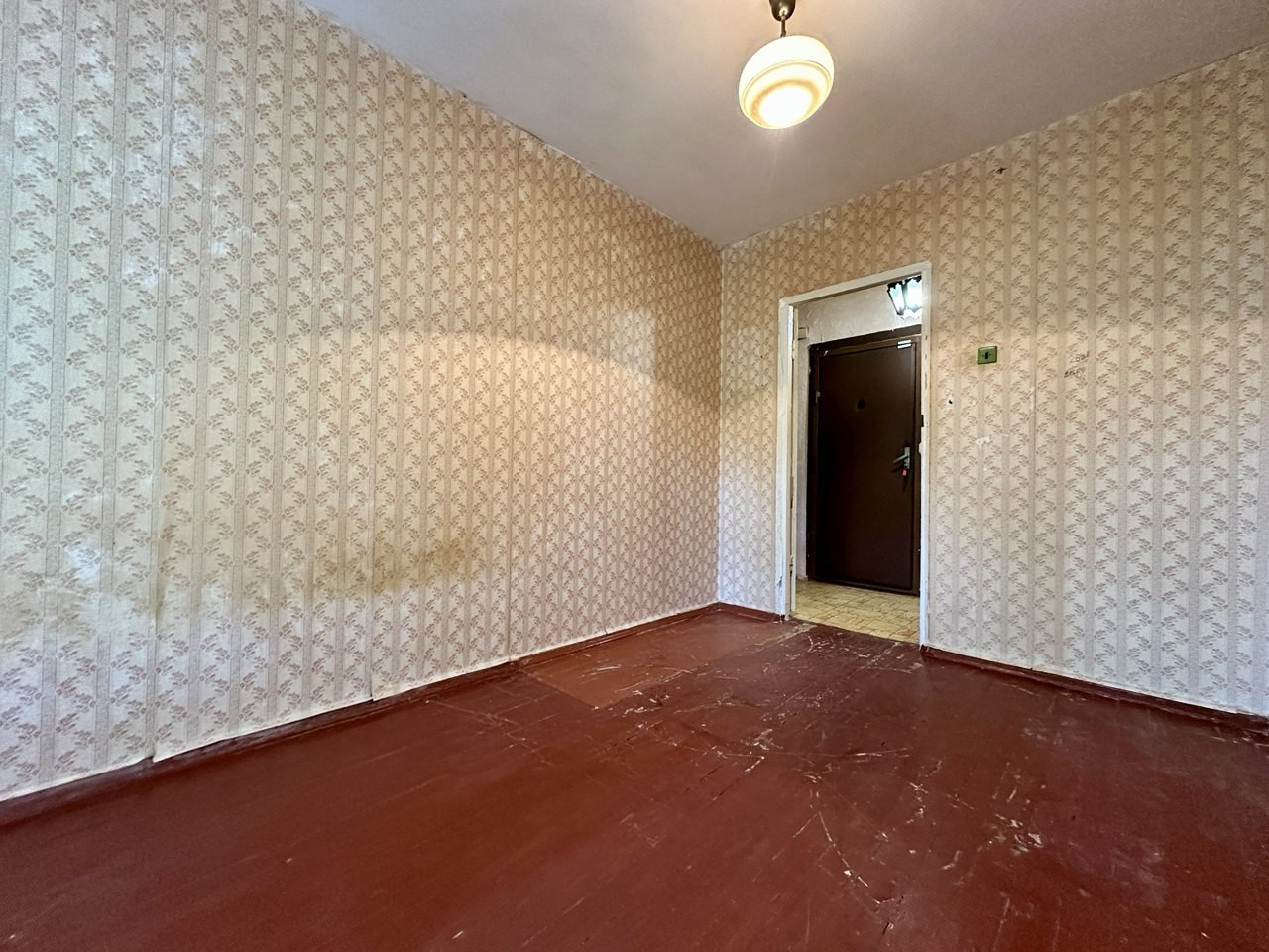 Двокімнатна квартира 45м2,житловий стан,2-й поверх,р-н 12 школа. Фото - 9