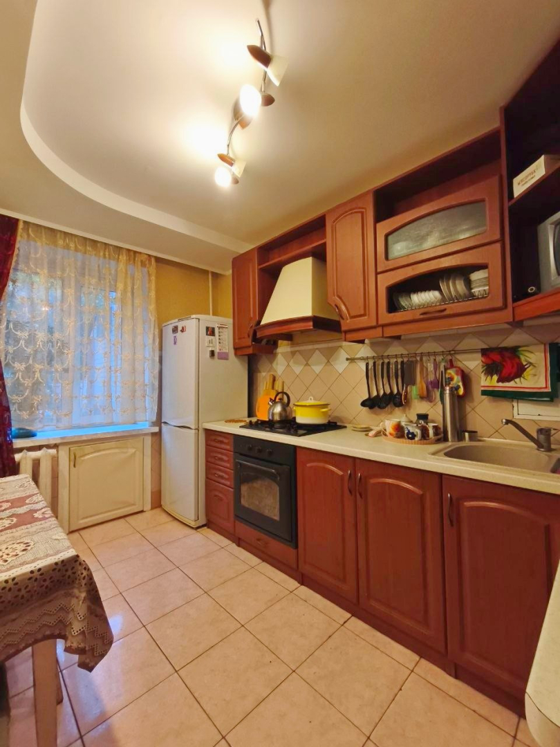 3-кімнатна квартира 75 м² з якісним ремонтом та двома балконами!. Фото 1